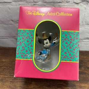 Disney Artist Collection Mickey Mouse Beary Little Trapper‎ Ornament